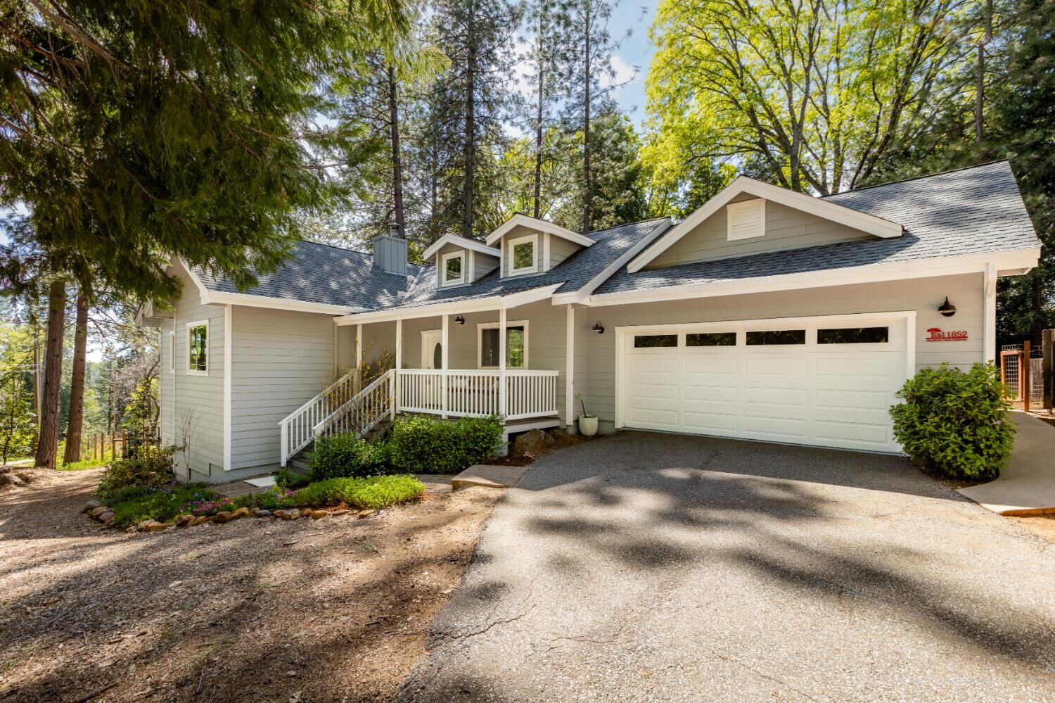 Property Photo:  11852 Black Oak Drive  CA 95959 