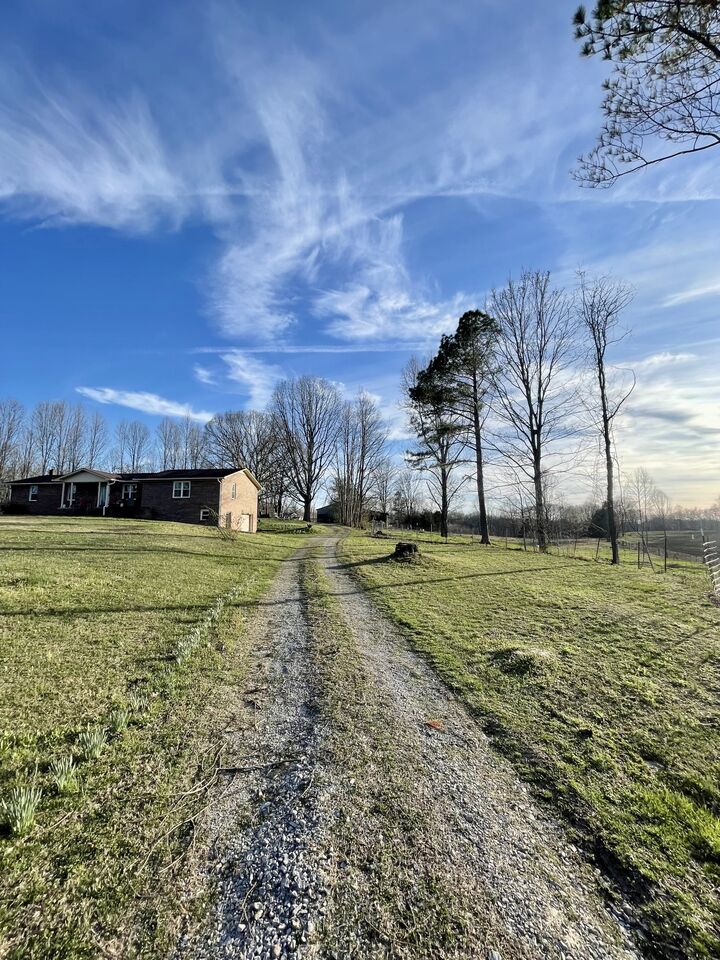 Property Photo:  321 Goodridge Rd  TN 37190 