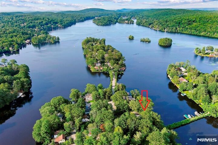 Property Photo:  42 Witte Road  NJ 07421 