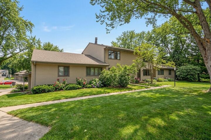 Property Photo:  4478 Arden View Court  MN 55112 