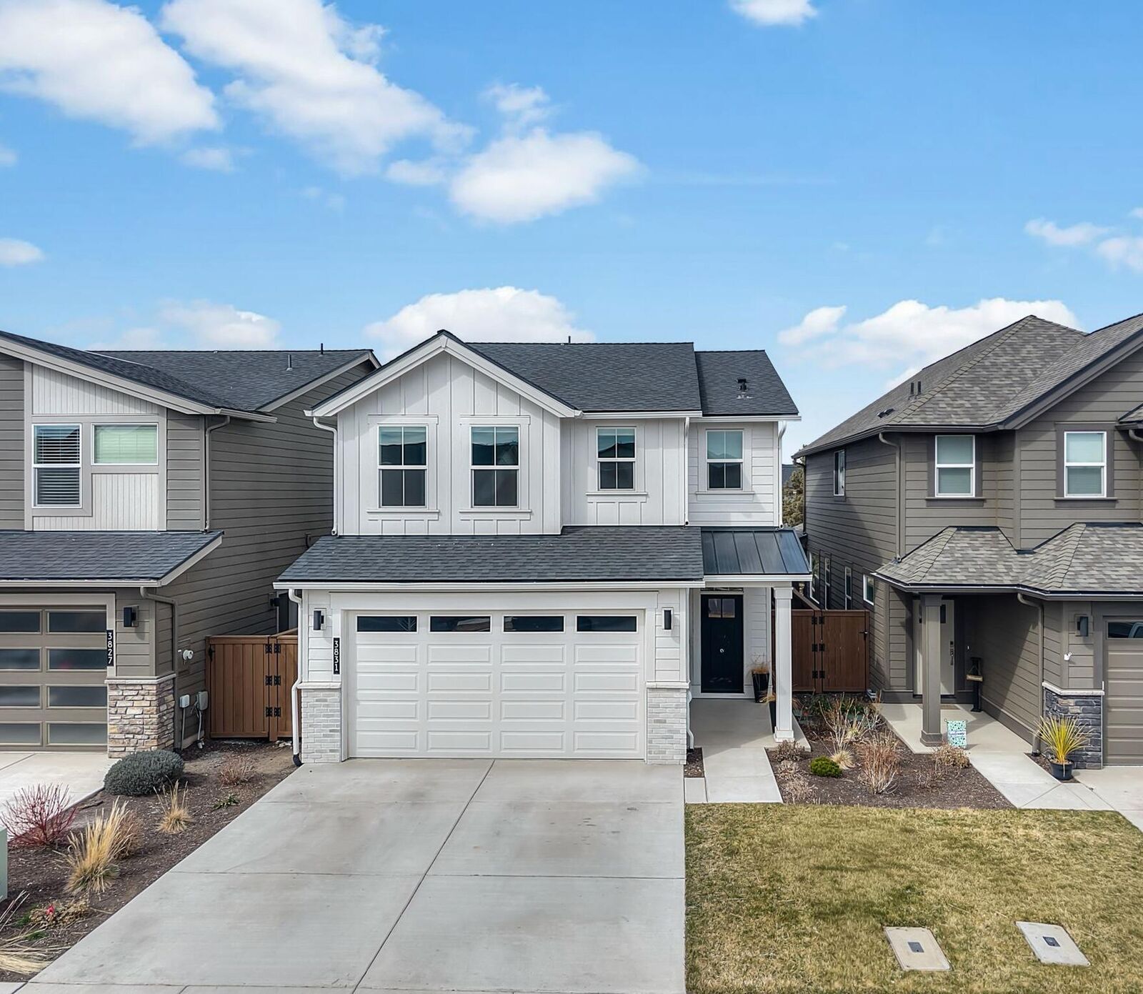 Property Photo:  3831 NE Tellus Drive  OR 97701 