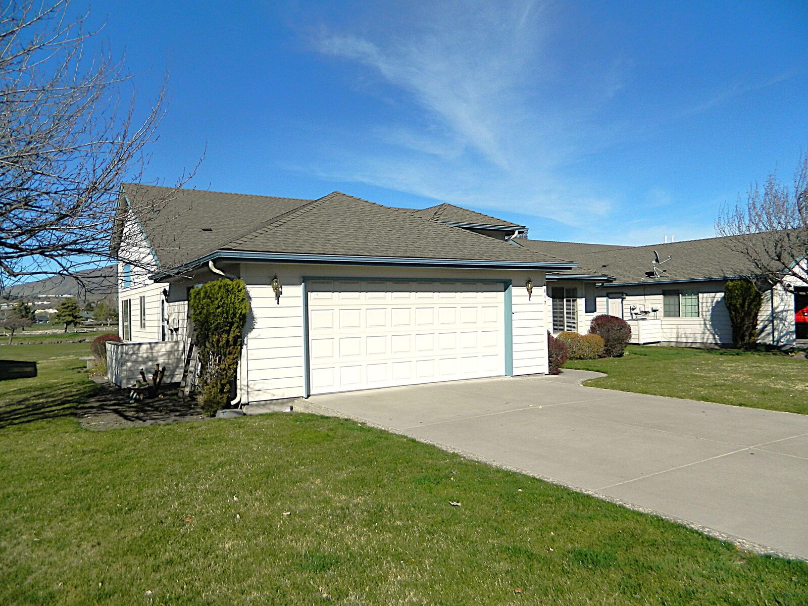 Property Photo:  1017 Bismark Street  OR 97601 