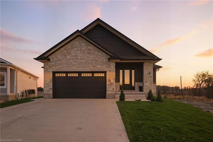 48 Rebecca Drive — photo 1