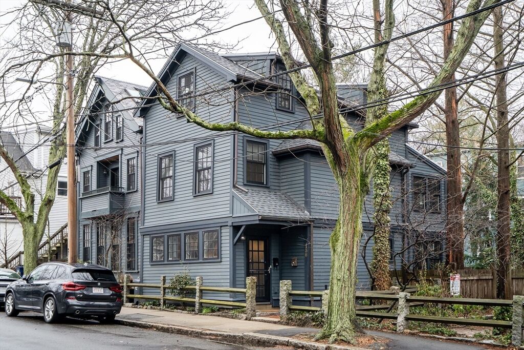 Property Photo:  138 Pleasant St 138  MA 02139 