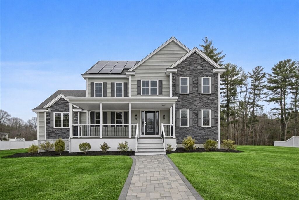Property Photo:  21 Fieldstone Ln  MA 01862 