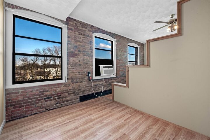 Property Photo: 80 Foster St 507 MA 01960