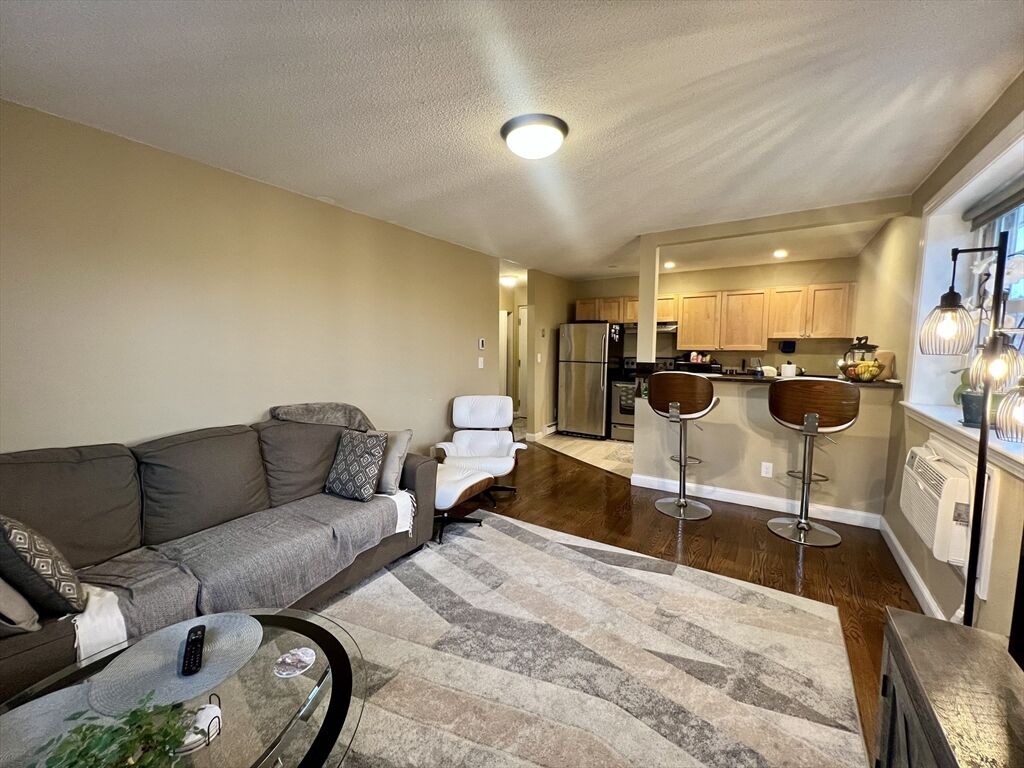 Property Photo:  116 Sycamore St 26  MA 02145 