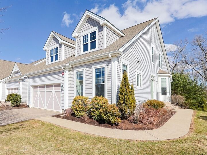 Property Photo:  30 Sienna Ln 30  MA 01760 