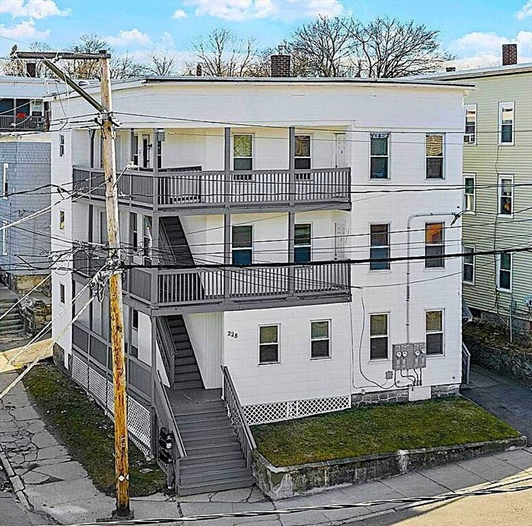 Property Photo: 228 Daniels St MA 01420