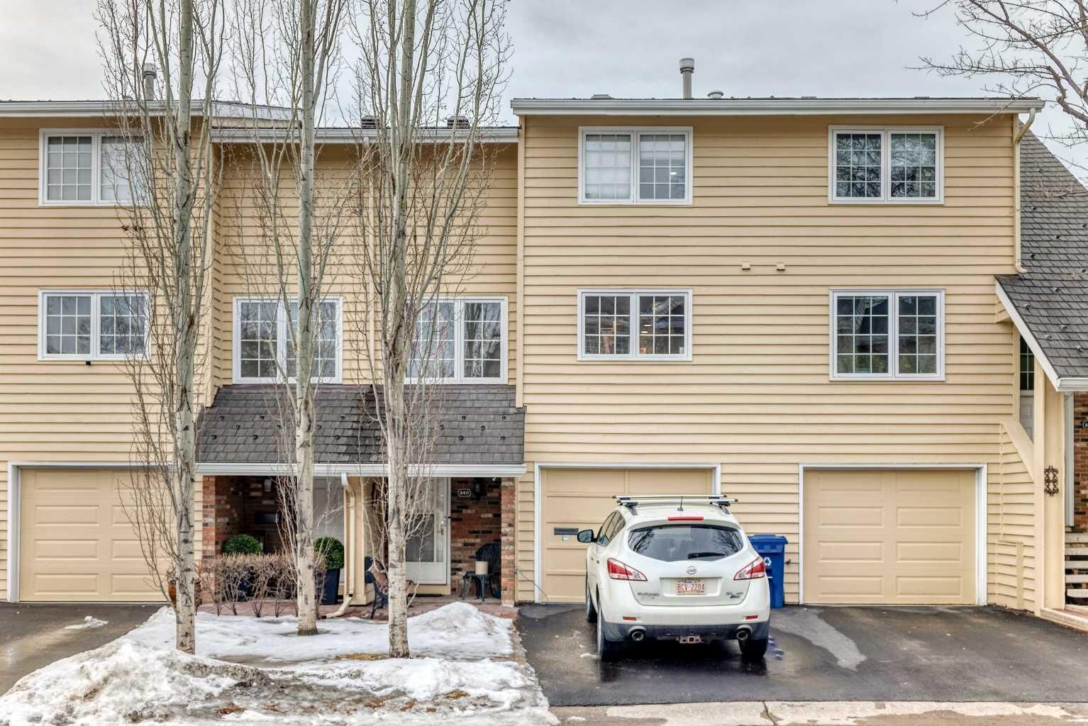 Property Photo:  340 Point McKay Gardens NW  AB T3B 4V8 