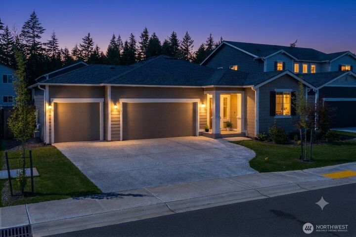 Property Photo: 19818 135th Avenue E WA 98338
