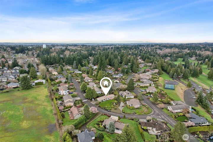 Property Photo: 13710 SE 251st Place WA 98042
