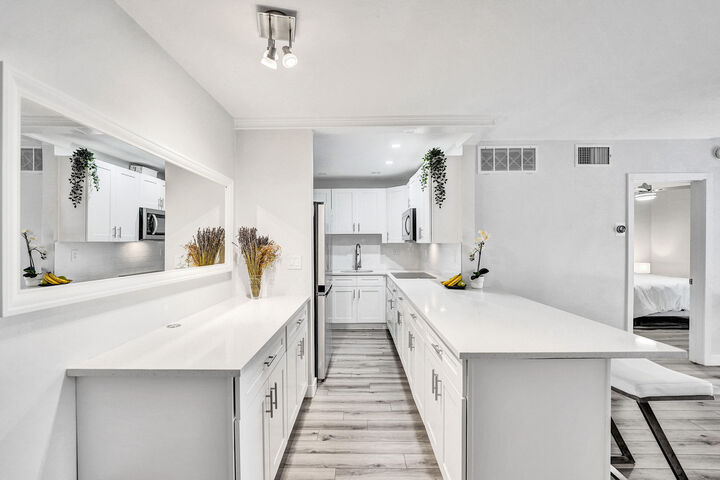 Property Photo:  3040 NE 16th Avenue A405  FL 33334 