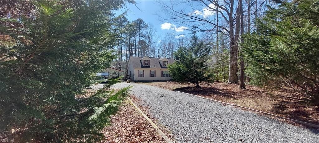Property Photo: 6008 Gockley Ln VA 23061