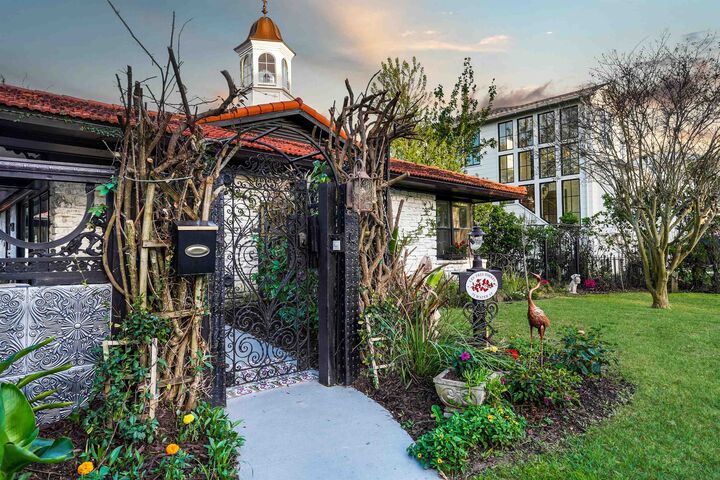 Property Photo:  71 Water St  FL 32084 