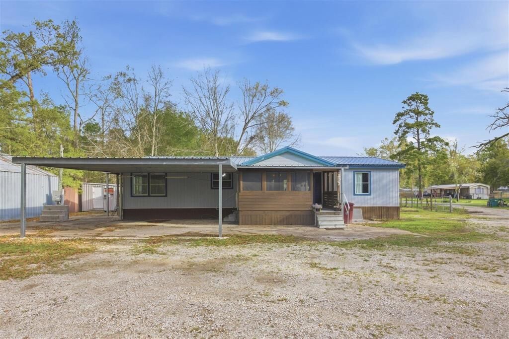 Property Photo:  1656 Daigle Road  LA 70663 