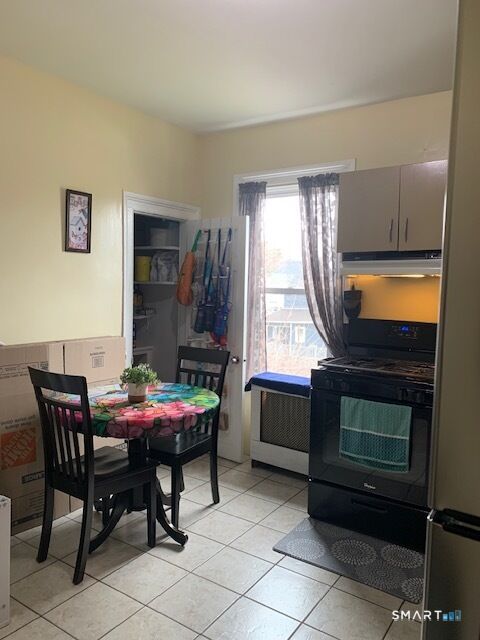 Property Photo:  426 Union Avenue 2  CT 06607 