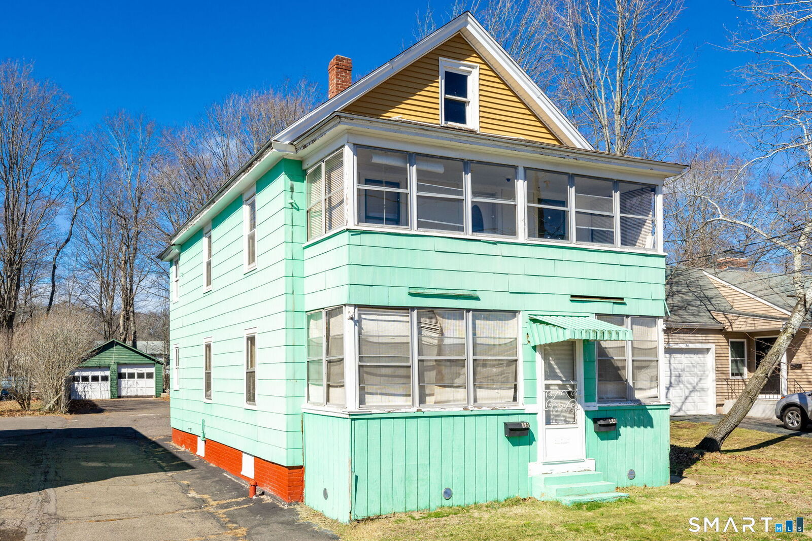 Property Photo:  44 Curtiss Avenue  CT 06010 