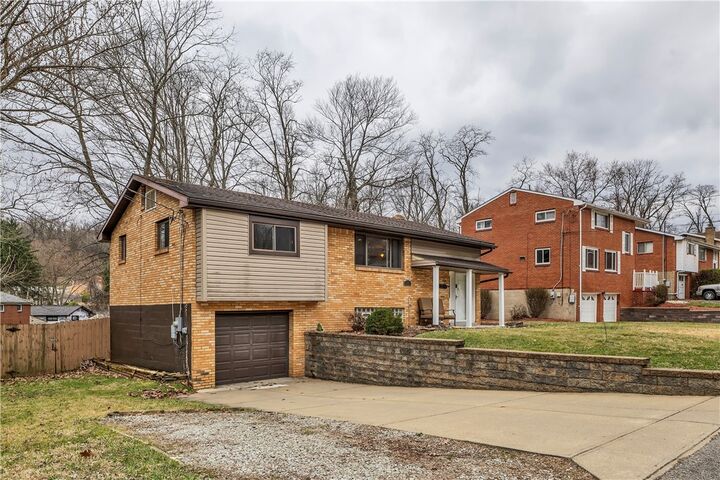 Property Photo:  107 Yosemite Dr  PA 15235 