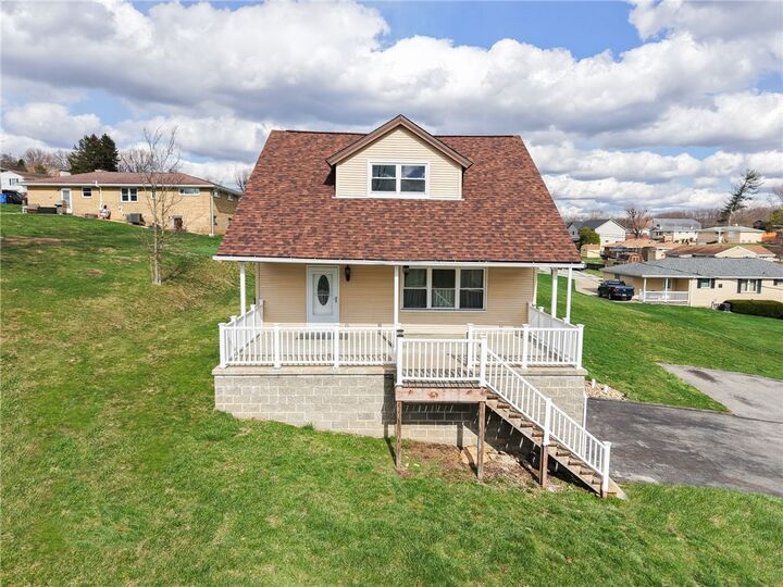 Property Photo:  2541 Clay Pike  PA 15642 