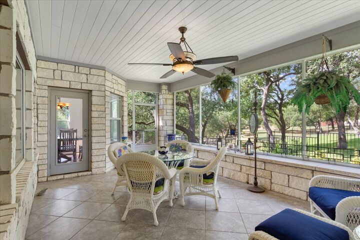 Property Photo: 116 Hacienda Heights Cove TX 78633