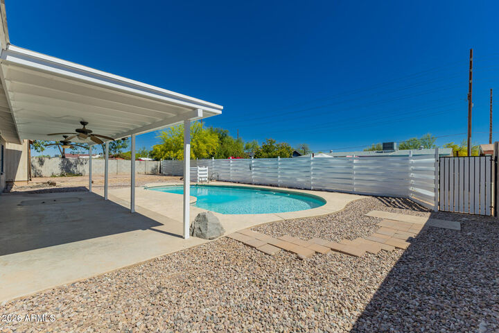 Property Photo:  1409 N Oleander Street  AZ 85288 