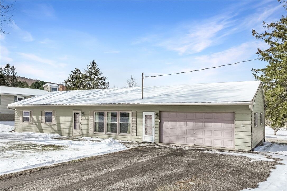 Property Photo:  34 Yellow Barn Road  NY 13068 