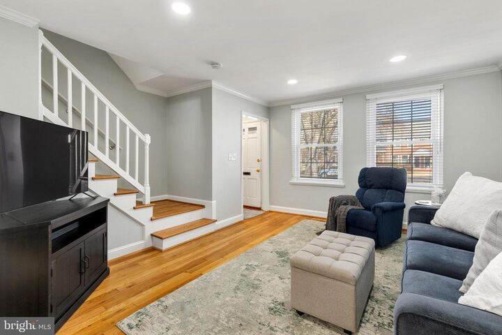 Property Photo:  4318 35th Street S  VA 22206 