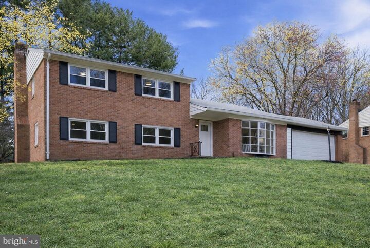 Property Photo: 13412 Doncaster MD 20904