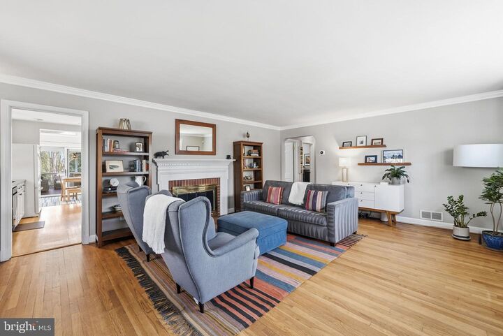 Property Photo:  4411 Glenridge Street  MD 20895 