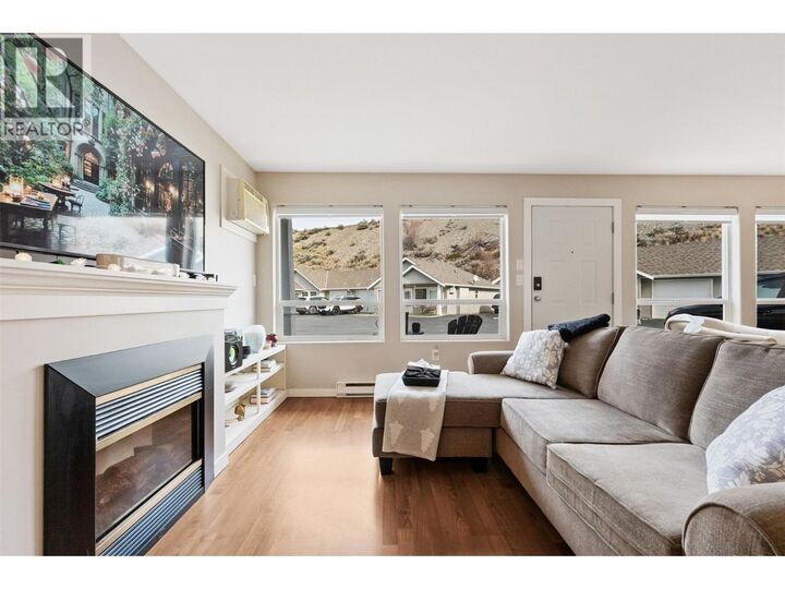 Property Photo: 601 9th Street 8 BC V0X 1N3
