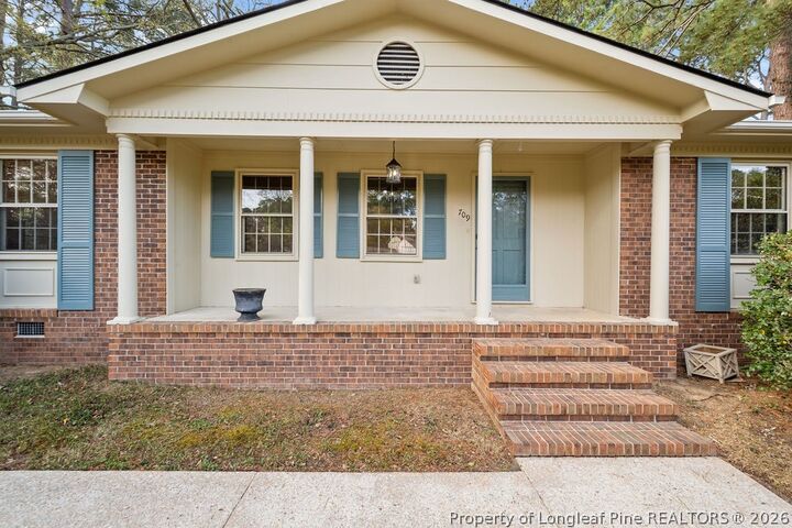 Property Photo:  709 Shopton Court  NC 28303 