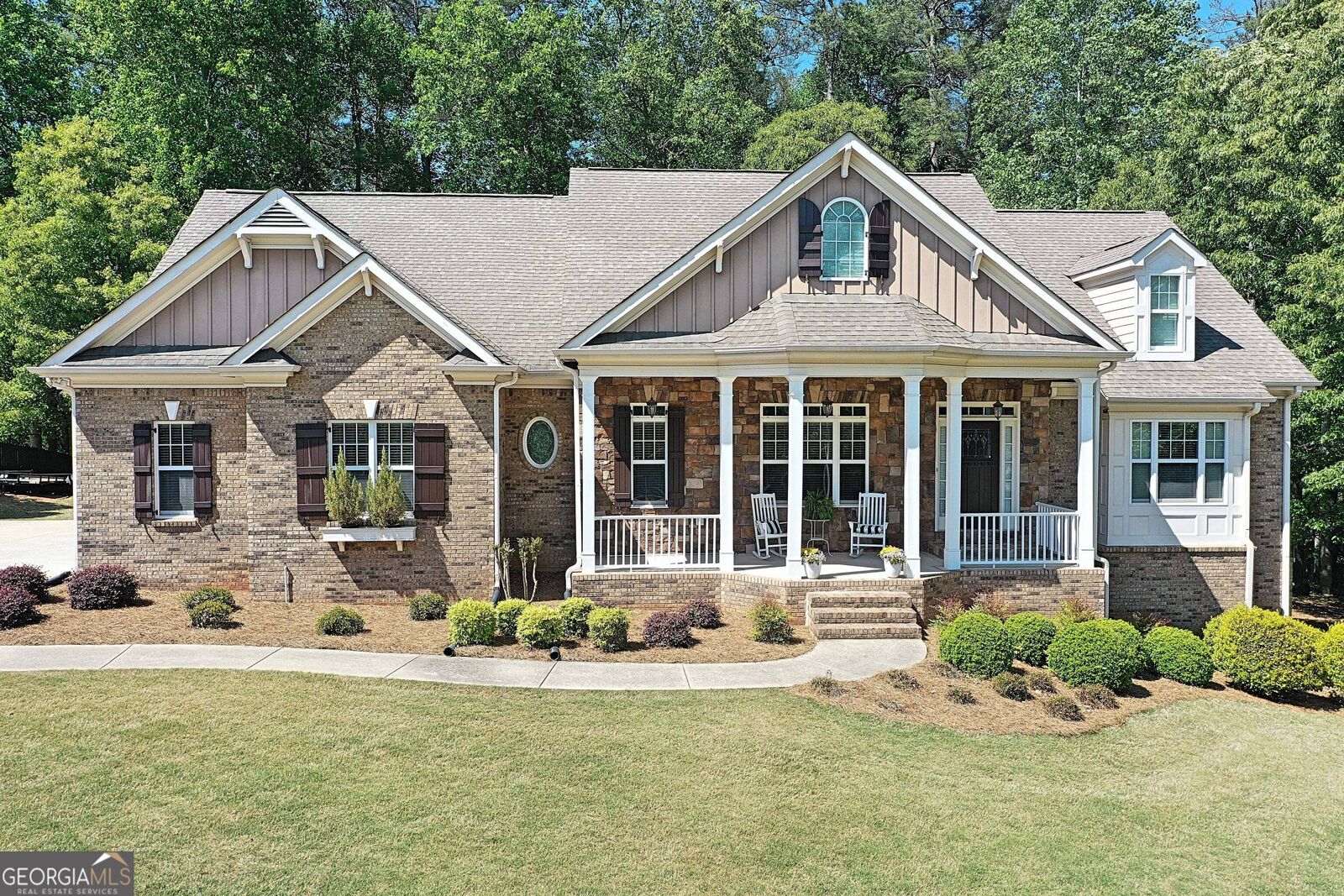 Property Photo: 2713 Powell Court GA 30656