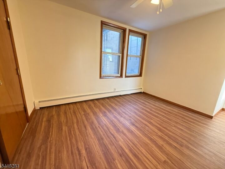 Property Photo:  102 Union St 1B  NJ 07105 