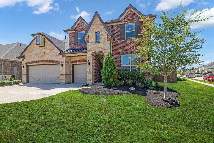 Property Photo: 423 Round Top Street TX 77598