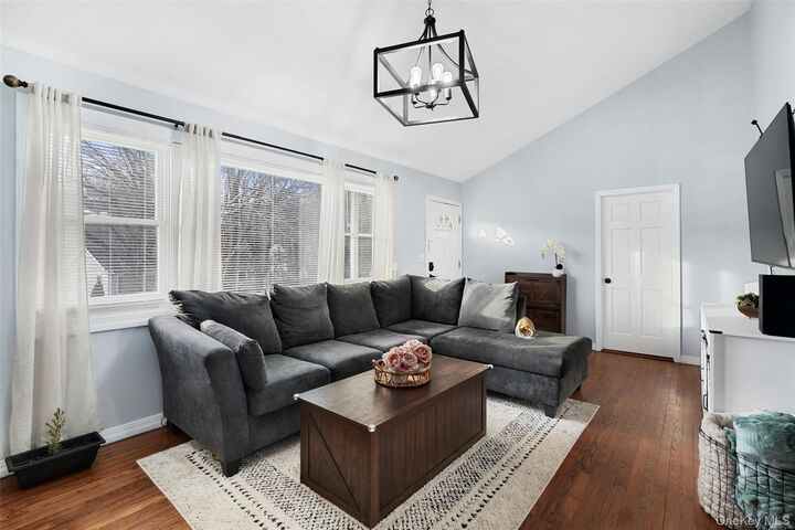 Property Photo:  24 Homestead Drive  NY 10512 