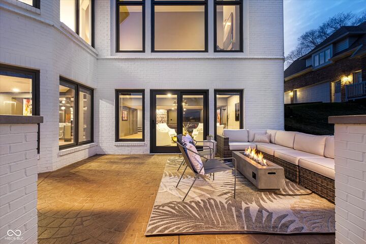 Property Photo:  12283 Heatherstone Place  IN 46033 