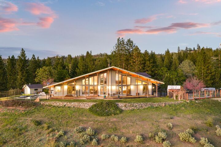Property Photo:  984 Crestview Drive  CA 95247 