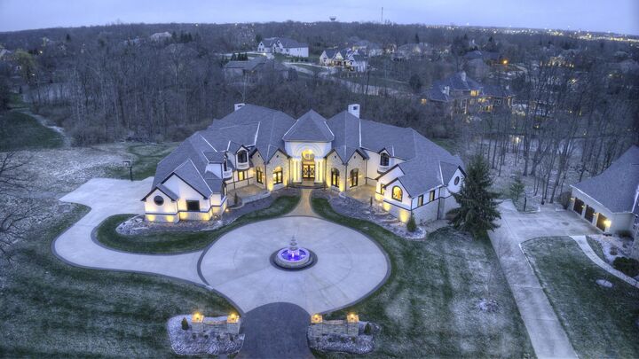 Property Photo: 10826 Omaha Trace KY 41091