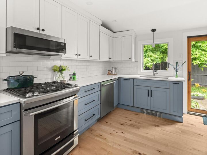 Property Photo:  11 Poplar Street  VT 05401 