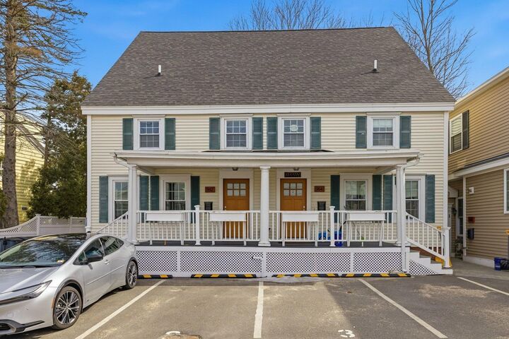 Property Photo:  962 Islington Street  NH 03801 