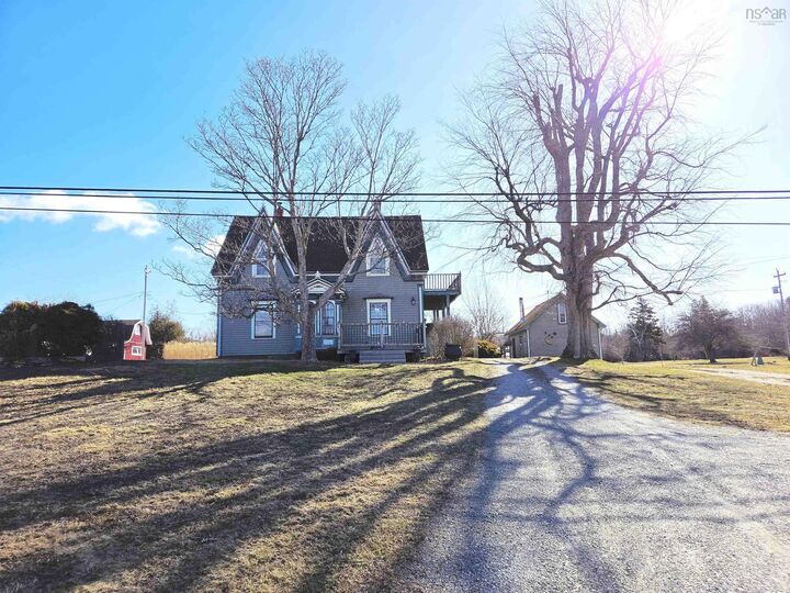 1247 Sandy Point Road — photo 1