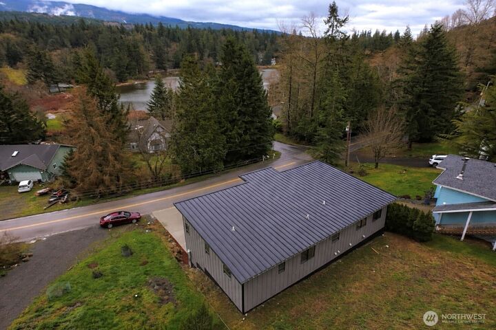 Property Photo:  647  Rainbow Drive  WA 98284 
