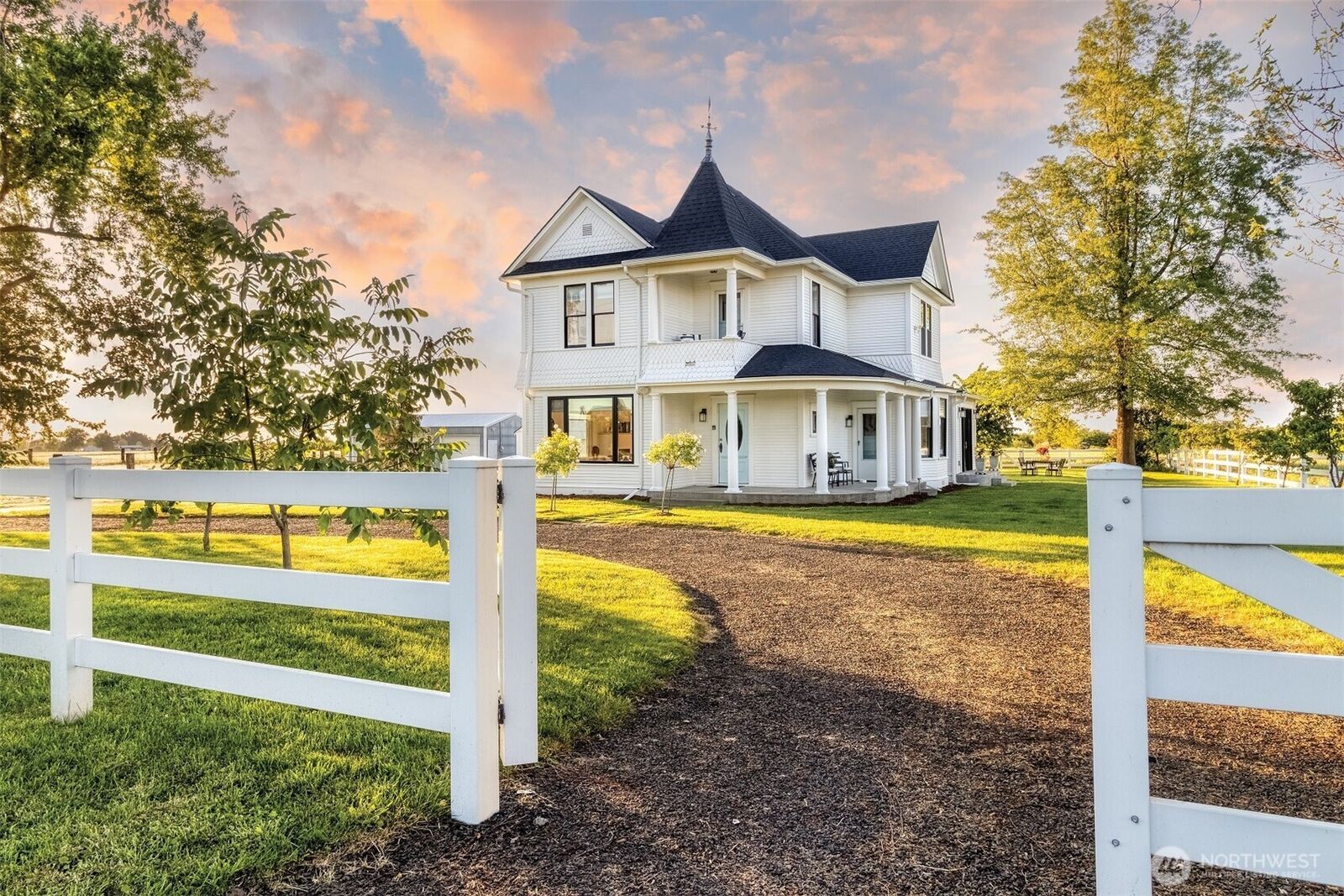 Property Photo:  53139  Appleton Road  OR 97862 