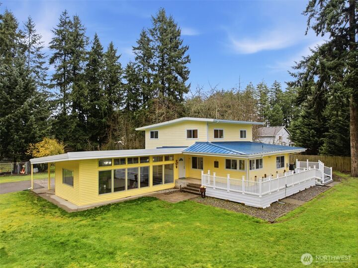 Property Photo:  21911  120th Street E  WA 98391 