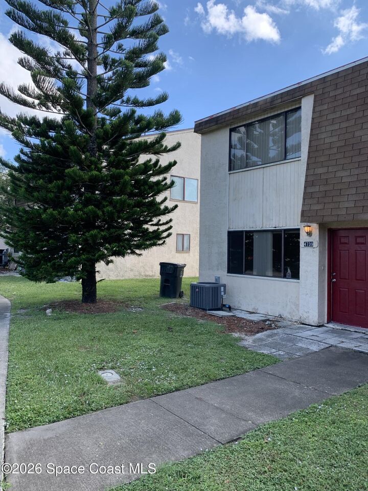 Property Photo:  4739 Sisson Road  FL 32780 