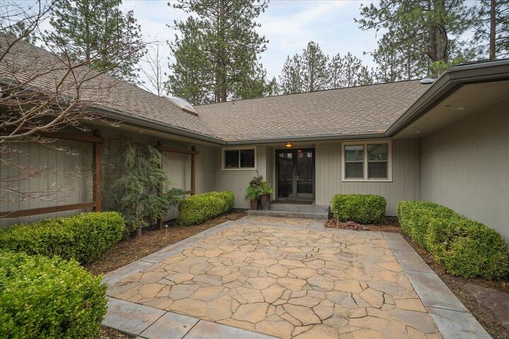Property Photo:  3515 S Altamont St  WA 99223 