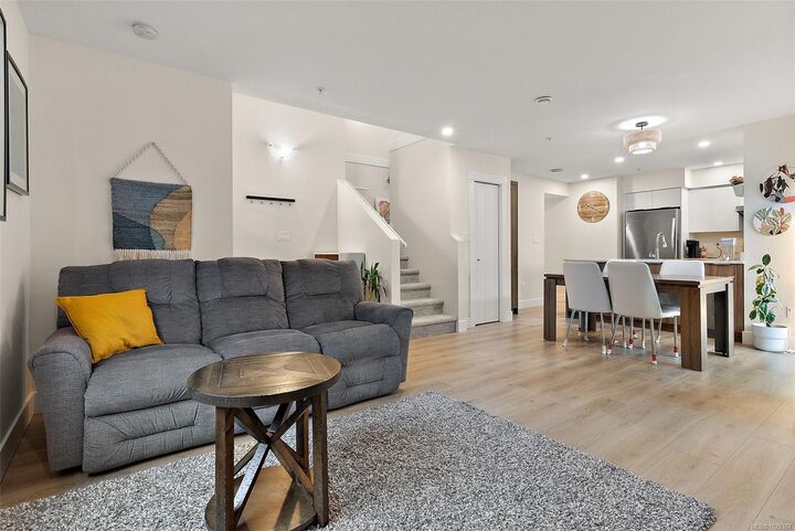 Property Photo: 2038 Gatewood Rd 114 BC V9Z 1L7