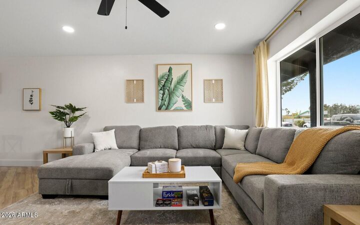 Property Photo:  2231 N Sunset Drive  AZ 85288 