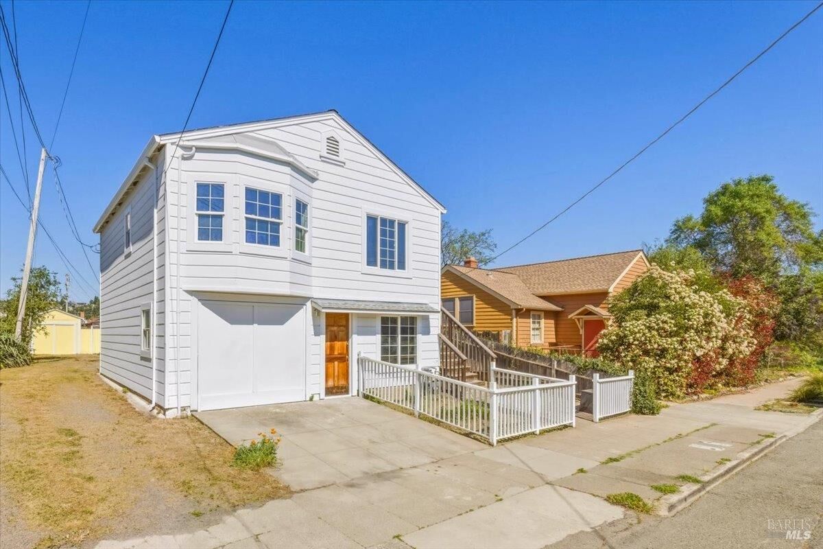 Property Photo:  852 Western Avenue  CA 94952 